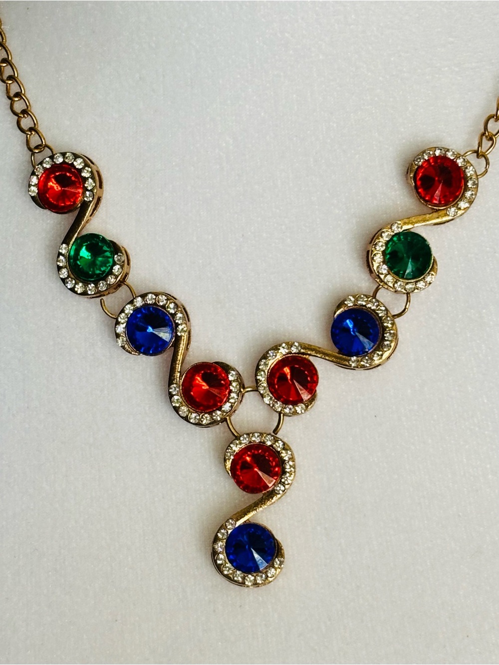 Vintage Betsey Johnson Multicolor Rivoli Crystal Y Drop Necklace